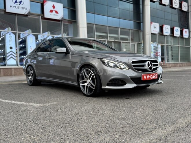 Mercedes E 220 d-7