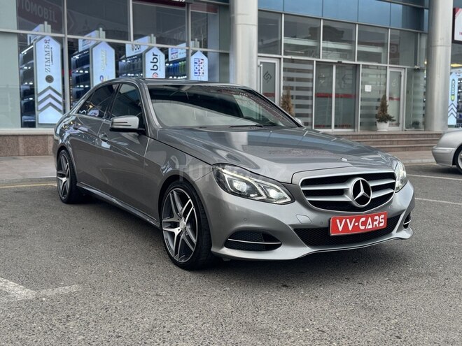 Mercedes E 220 d-2