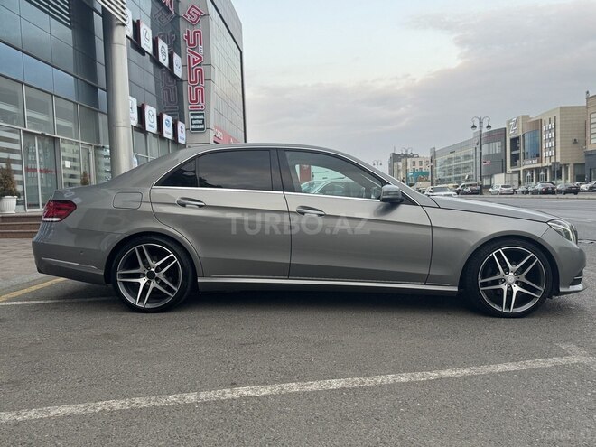 Mercedes E 220 d-4