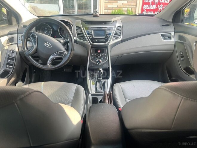 Hyundai Elantra 2014, 129,117 km - 1.8 l - İsmayıllı