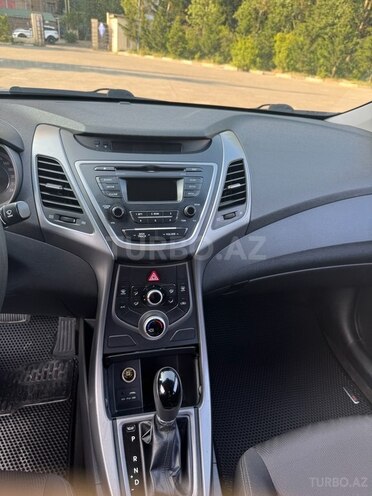Hyundai Avante 2014, 296,000 km - 1.6 l - Bakı