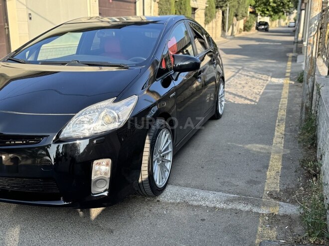 Toyota Prius-10