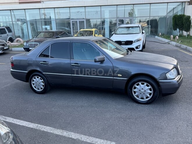 Mercedes C 180 1997, 427,586 km - 1.8 l - Bakı