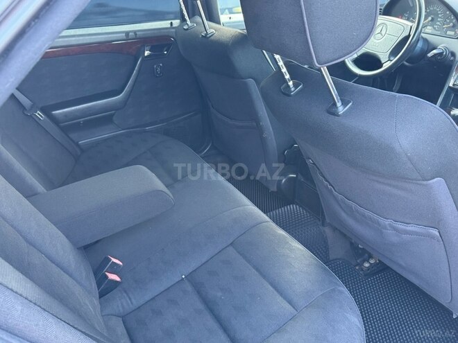Mercedes C 180 1997, 427,586 km - 1.8 l - Bakı