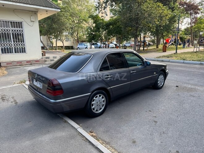 Mercedes C 180 1997, 427,586 km - 1.8 l - Bakı