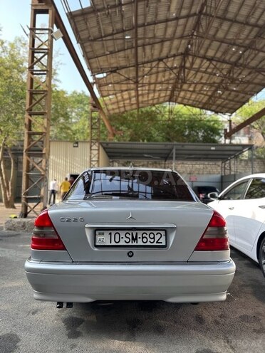Mercedes C 220 1995, 425,000 km - 2.2 л - Bakı