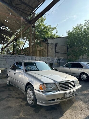Mercedes C 220 1995, 425,000 km - 2.2 л - Bakı