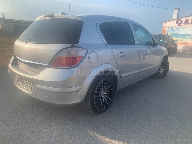 Opel Astra 2005, 285,000 km - 1.4 l - Bakı