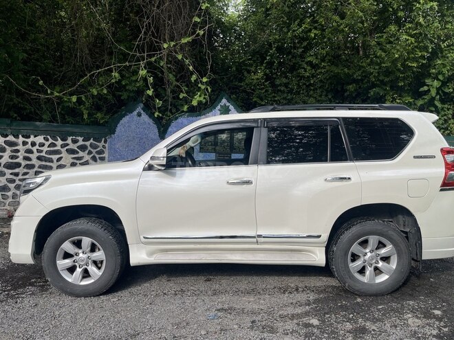 Toyota Land Cruiser Prado 2010, 328,124 km - 2.7 л - Bakı
