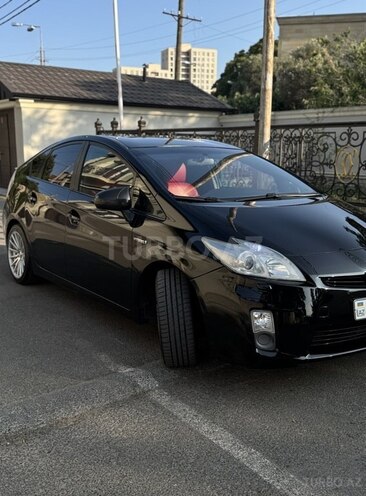 Toyota Prius-4