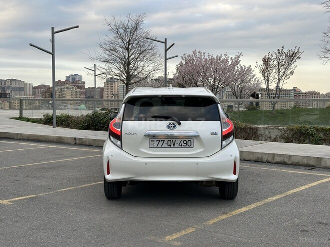 Toyota Aqua 2019, 91,000 km - 1.5 l - Bakı