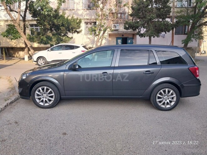 Opel Astra 2009, 191,000 km - 1.4 l - Sumqayıt