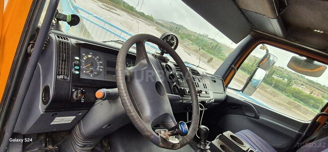 Mercedes Atego 818 2003, 423,598 km - 4.3 l - Quba