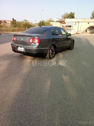 Volkswagen Passat 2005, 315,956 km - 2.0 l - Bakı