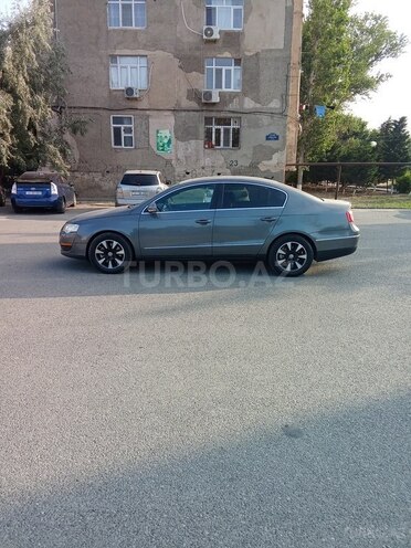 Volkswagen Passat 2005, 315,956 km - 2.0 l - Bakı