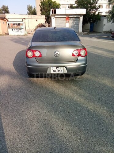 Volkswagen Passat 2005, 315,956 km - 2.0 l - Bakı