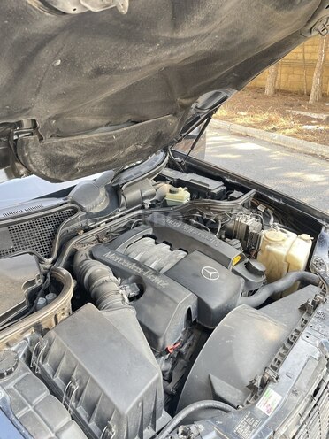Mercedes E 240 1998, 347,255 km - 2.4 l - Bakı