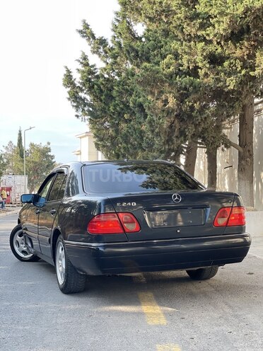 Mercedes E 240 1998, 347,255 km - 2.4 l - Bakı