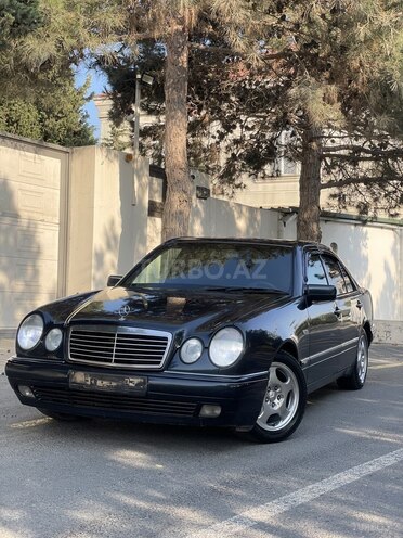 Mercedes E 240 1998, 347,255 km - 2.4 l - Bakı