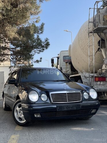 Mercedes E 240 1998, 347,255 km - 2.4 l - Bakı