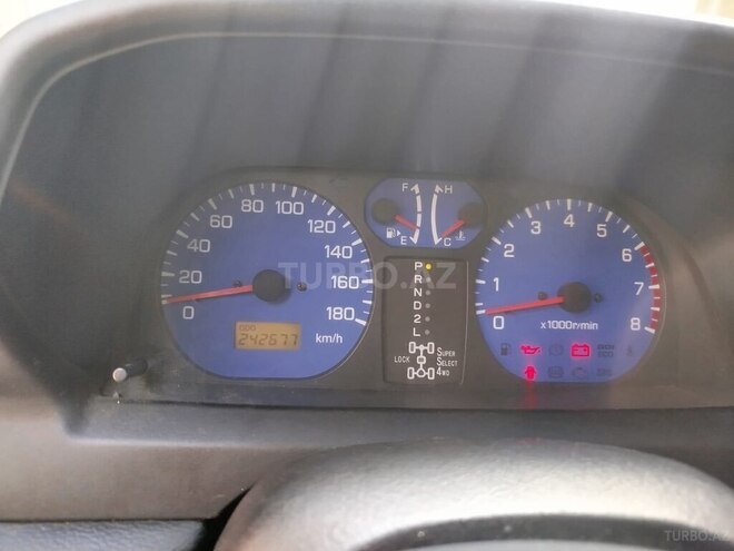 Mitsubishi Pajero io 2000, 242,677 km - 2.0 l - Bakı