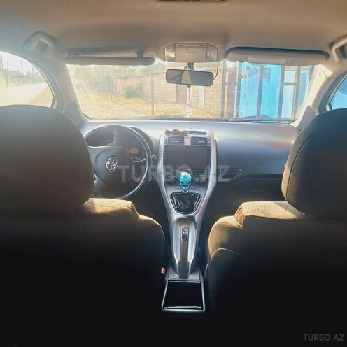 Toyota Auris 2007, 290,000 km - 1.4 l - Bakı