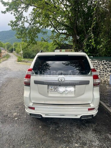 Toyota Land Cruiser Prado 2010, 328,124 km - 2.7 л - Bakı