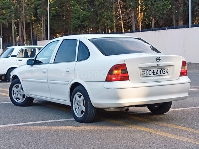 Opel Vectra-9