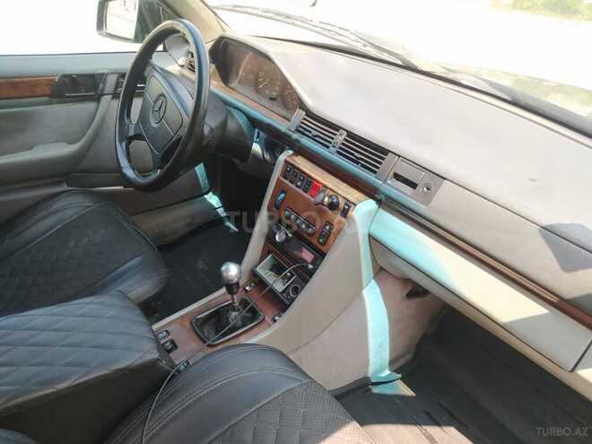 Mercedes E 220 1995, 111,111 km - 2.2 l - Bakı