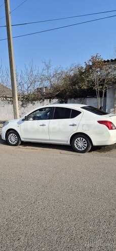 Nissan Sunny 2012, 235,000 km - 1.5 l - Bakı