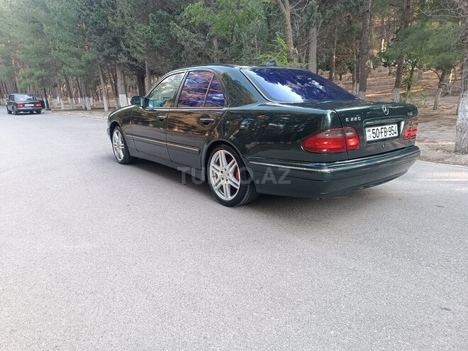 Mercedes E 220 d 2000, 466,870 km - 2.2 л - Xırdalan
