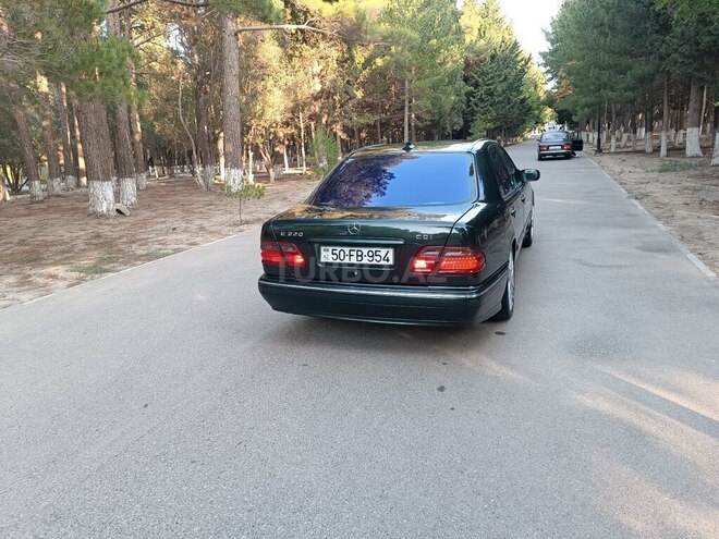 Mercedes E 220 d 2000, 466,870 km - 2.2 л - Xırdalan
