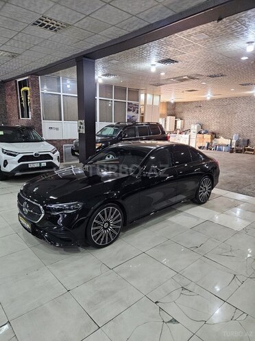 Mercedes E 300-3