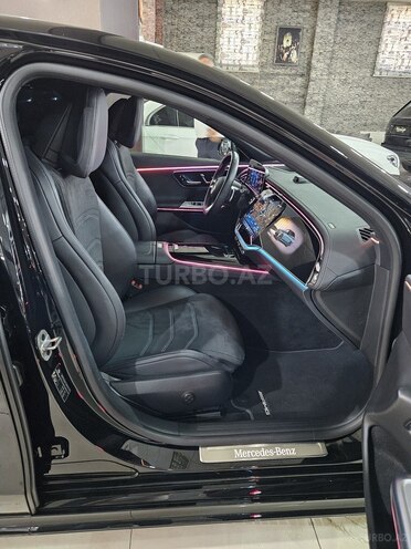 Mercedes E 300-14