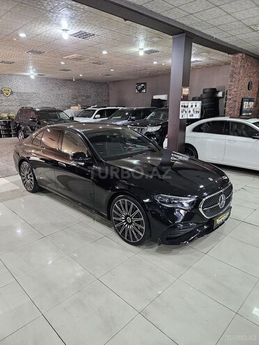 Mercedes E 300-2