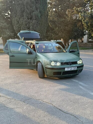 Volkswagen Golf 2001, 300,000 km - 1.6 l - Bakı