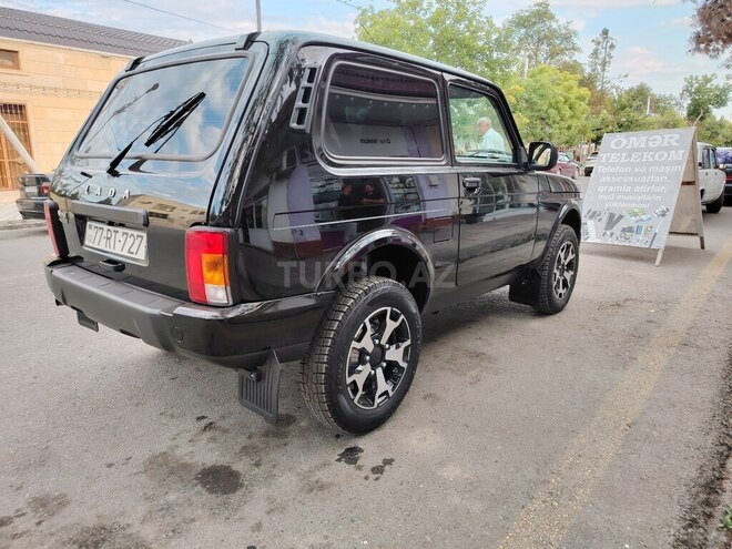 LADA (VAZ) Niva-6