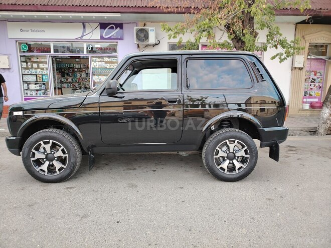 LADA (VAZ) Niva-3