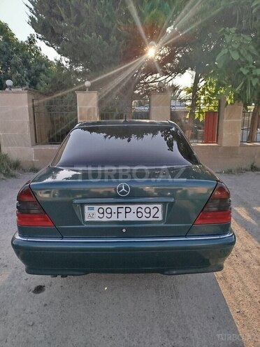 Mercedes C 240 1999, 334,000 km - 2.4 л - Şirvan