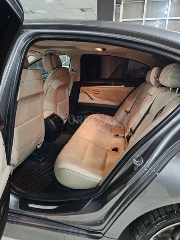 BMW 528-10