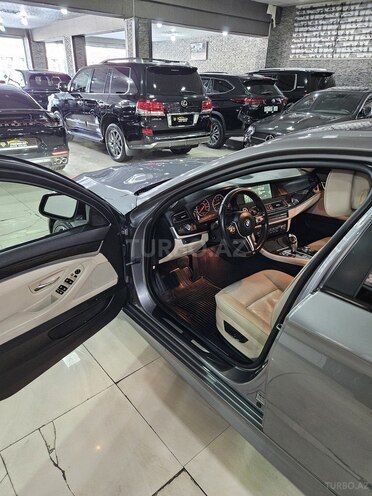BMW 528-9