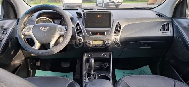 Hyundai ix35 2010, 180,000 km - 2.0 л - Bakı