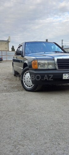 Mercedes 190 1991, 455,280 km - 1.8 л - Ucar
