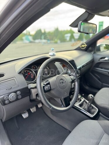 Opel Astra 2006, 176,793 km - 1.4 l - Qazax