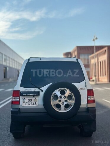Mitsubishi Pajero 1999, 250,000 km - 1.8 л - Gəncə