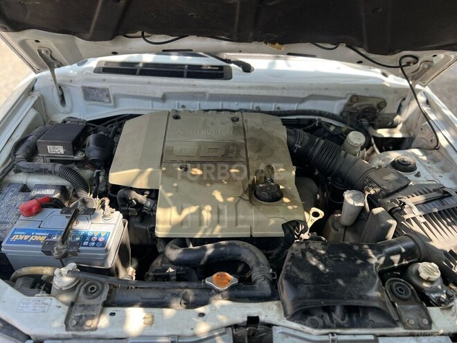 Mitsubishi Pajero 1999, 250,000 km - 1.8 л - Gəncə