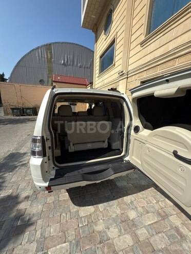 Mitsubishi Pajero 2009, 199,000 km - 3.5 l - Bakı