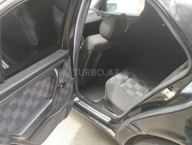 Mercedes C 220 1994, 237,000 km - 2.2 l - Bakı