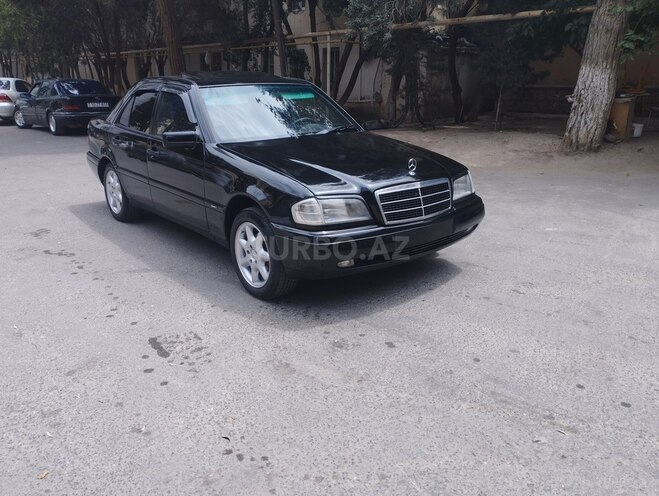 Mercedes C 220 1994, 237,000 km - 2.2 l - Bakı