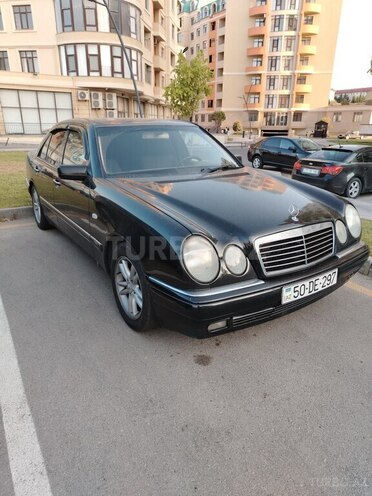 Mercedes E 200 1999, 542,556 km - 2.0 l - Sumqayıt